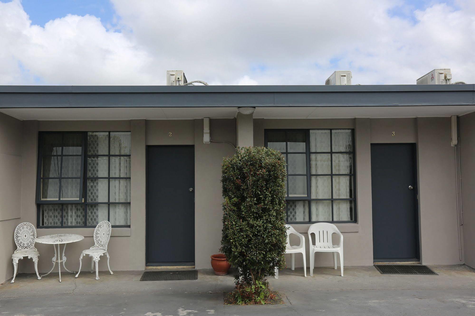 Beaconsfield Lodge Motel Exteriör bild